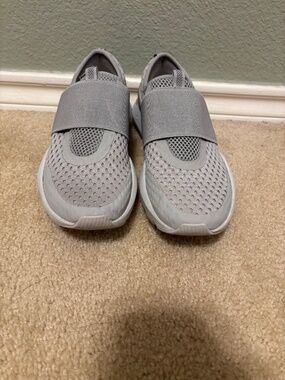 Sorel women’s shoes size 8